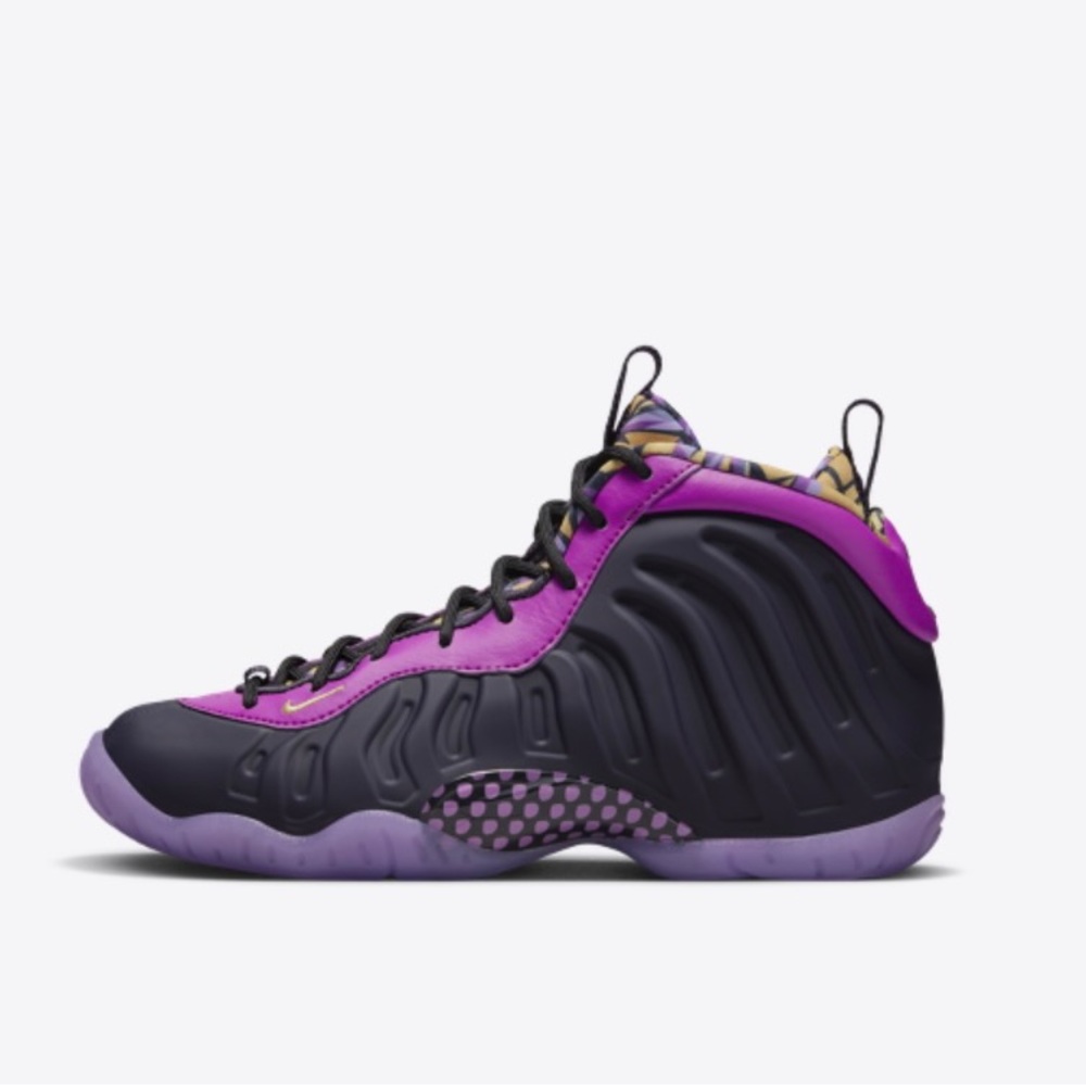 Nike foams
